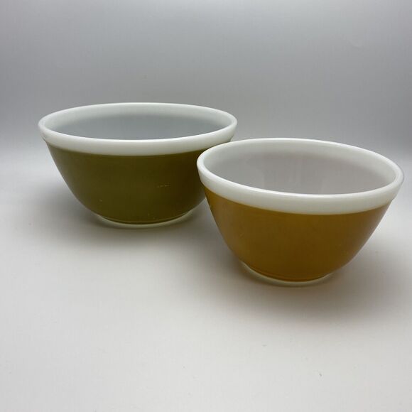 Vtg Pyrex Americana Brown 2 Mixing Bowls 401 402 Gold Olive Green White Rim - Picture 2 of 10